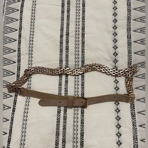 BCBGMAXAZRIA gold chain belt